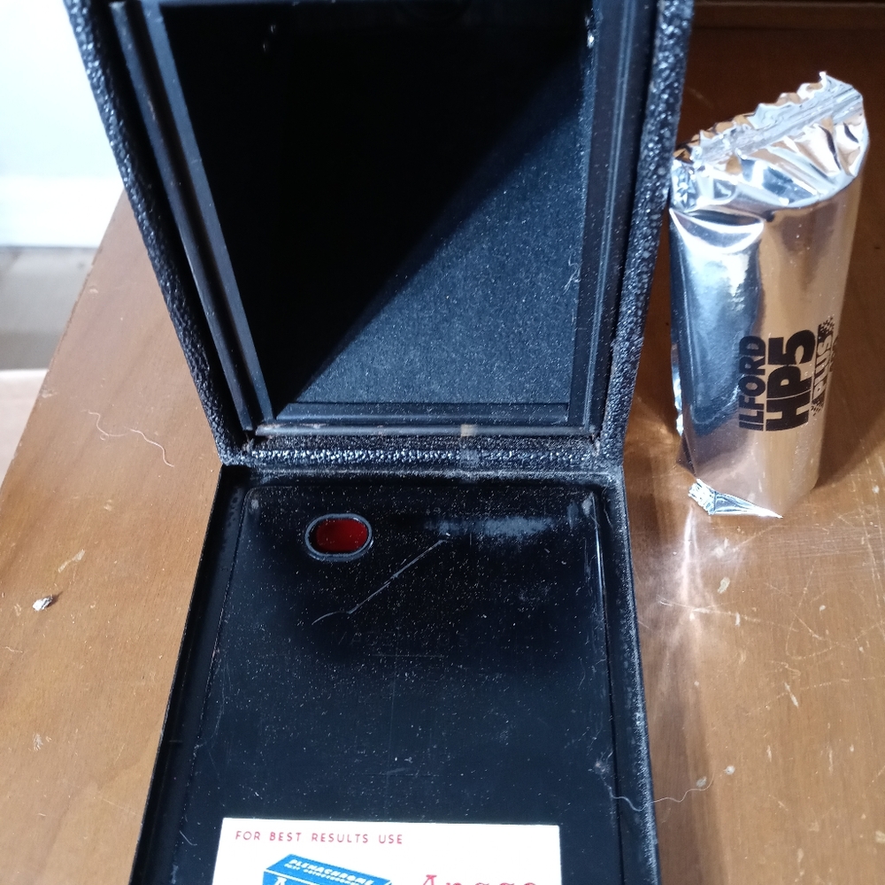 Ansco Box Camera - Picture 3 of 5